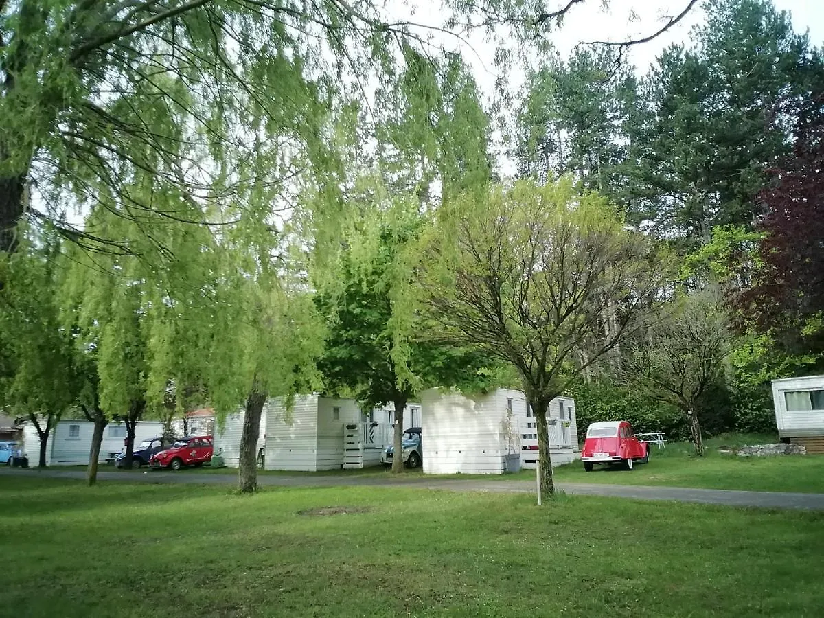 Camping du lac Saint-Julien-du-Verdon