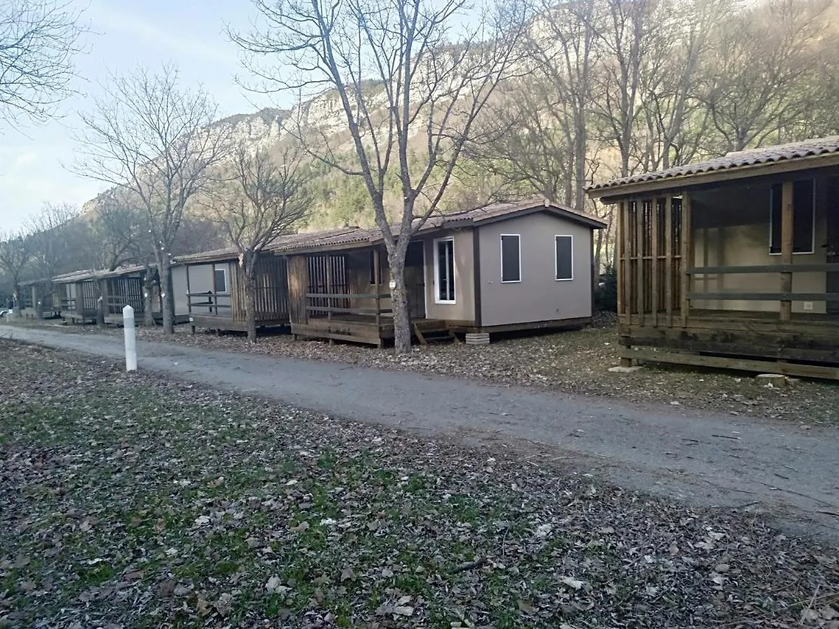 **  Camping du lac Saint-Julien-du-Verdon France