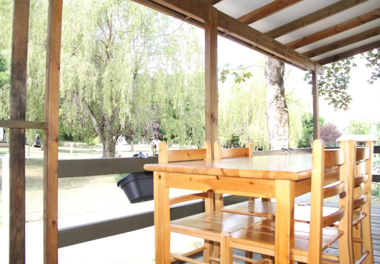 Camping du lac Saint-Julien-du-Verdon