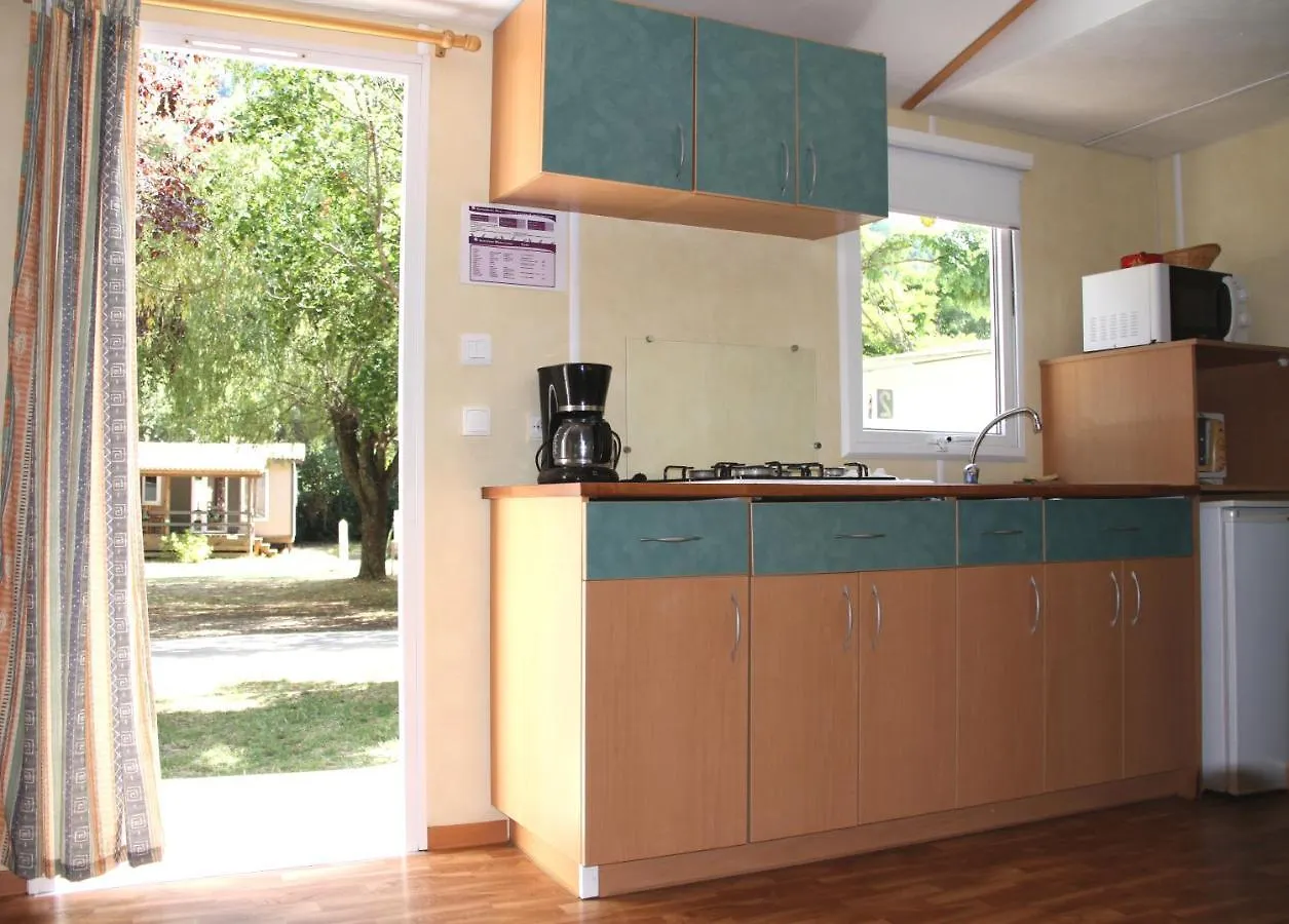Camping du lac Saint-Julien-du-Verdon