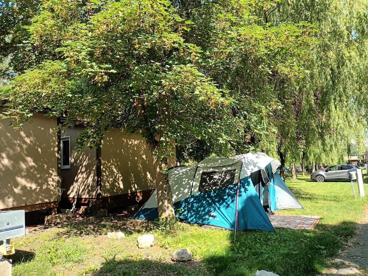 **  Camping du lac Saint-Julien-du-Verdon France