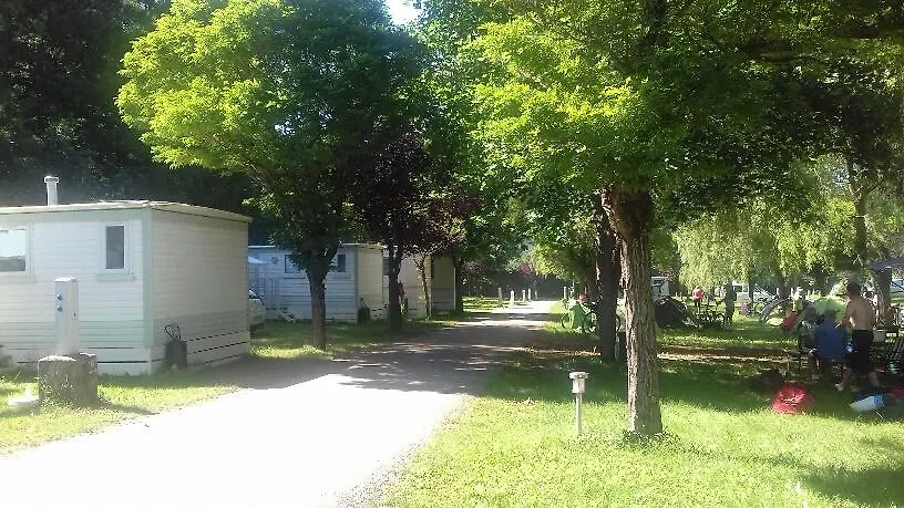 Camping du lac Saint-Julien-du-Verdon