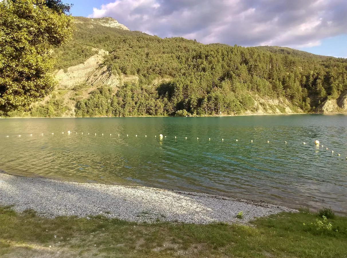 Camping du lac Saint-Julien-du-Verdon